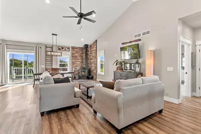 2085 Branch Road, Sun Prairie, WI 53590 - Photo 12
