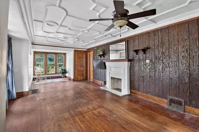 149 S Fremont Street, Janesville, WI 53545 - Photo 6