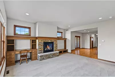 2013 Fieldstone Boulevard #5, Prairie Du Sac, WI 53578 - Photo 18