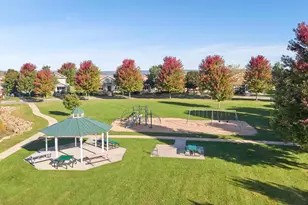 2013 Fieldstone Blvd, Prairie Du Sac, WI 53578 - Photo 74