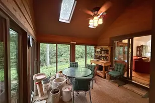 30 Shadowwood Ct, Janesville, WI 53548 - Photo 10