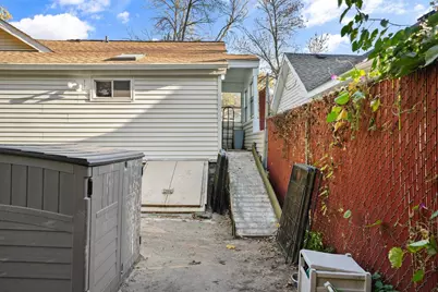 1128 E Dayton Street, Madison, WI 53703 - Photo 36