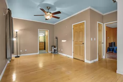 1128 E Dayton Street, Madison, WI 53703 - Photo 8