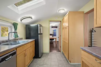 1128 E Dayton Street, Madison, WI 53703 - Photo 10