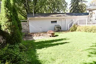 69 Stoney Beach Rd, Oshkosh, WI 54902 - Photo 30