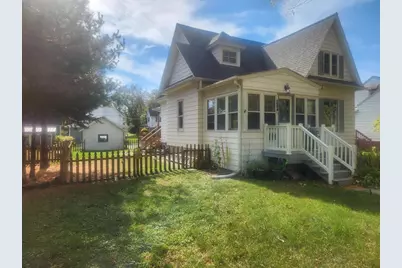 410 6th Street, Baraboo, WI 53913 - Photo 2