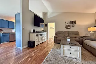 2335 Garden Dr, Janesville, WI 53546 - Photo 12