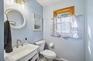 7814 E Oakbrook Cir, Madison, WI 53717 - Photo 14