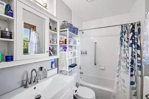 7814 E Oakbrook Cir, Madison, WI 53717 - Photo 24