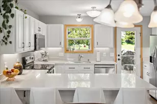 7235 Arctic Fox Dr, Madison, WI 53719 - Photo 8