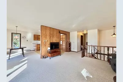 8647 E State Road 67, Clinton, WI 53525 - Photo 2