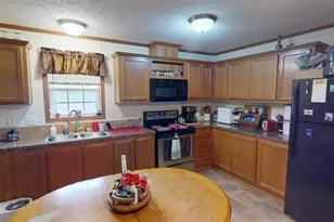 229 Avon Rd, Sparta, WI 54656 - Photo 4