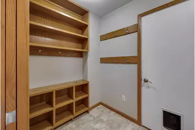 1098 Lori Lane, Sun Prairie, WI 53590 - Photo 10