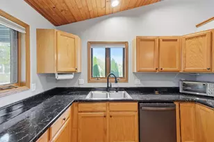 727 E Clay St, Whitewater, WI 53190 - Photo 10