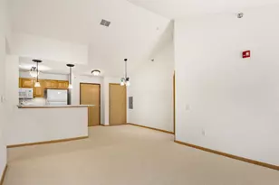 6835 Parkside Cir, Windsor, WI 53532 - Photo 24
