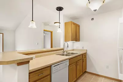 6835 Parkside Circle, Windsor, WI 53532 - Photo 14