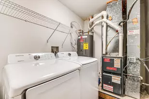 2127 Luann Ln, Madison, WI 53713 - Photo 20