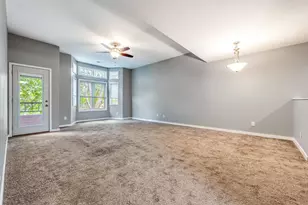 2127 Luann Ln, Madison, WI 53713 - Photo 4