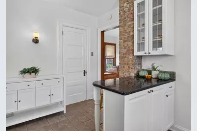2122 Center Avenue, Madison, WI 53704 - Photo 12