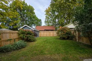 2122 Center Ave, Madison, WI 53704 - Photo 42