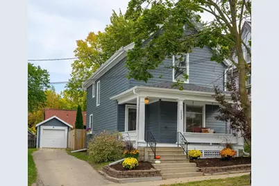 2122 Center Avenue, Madison, WI 53704 - Photo 2