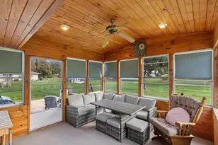1144 3rd St, Baraboo, WI 53913 - Photo 12