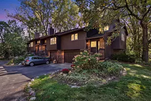 7 Hickory Hollow Dr, Madison, WI 53705 - Photo 1