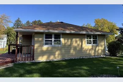2105 19th Avenue, Monroe, WI 53566 - Photo 6