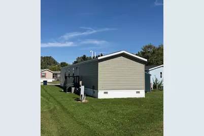 134 Attewell Street #18, Mauston, WI 53948 - Photo 2