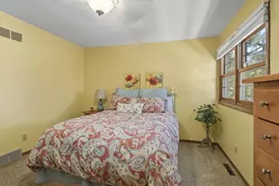 2944 Coho St, Madison, WI 53713 - Photo 20