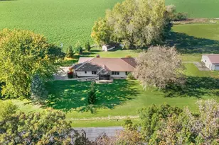 1642 Greenway Rd, Sun Prairie, WI 53590 - Photo 1
