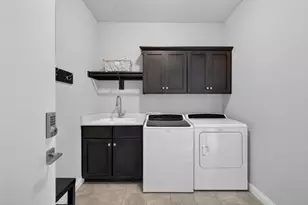 224 Sunshine Ln, Madison, WI 53593 - Photo 38