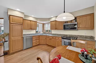 210 Jenna Dr, Verona, WI 53593 - Photo 12