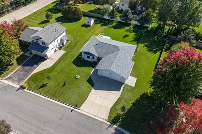 513 Gold Coast Lane, Janesville, WI 53536 - Photo 8