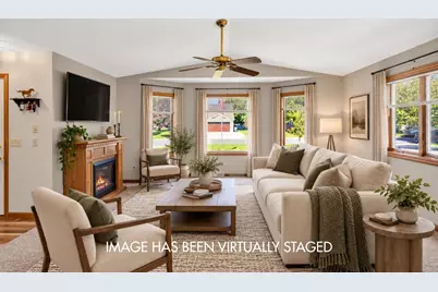 513 Gold Coast Lane, Janesville, WI 53536 - Photo 2