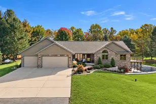 5566 N Sable Dr, Milton, WI 53563 - Photo 2