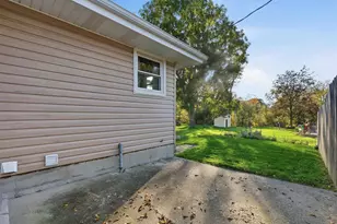 1251 Friendship Dr, Janesville, WI 53546 - Photo 22