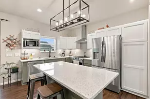 512 White Sky Pass, Madison, WI 53593 - Photo 2