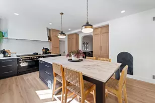 3052 Oak Leaf Cir, Fitchburg, WI 53711 - Photo 10