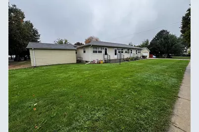 1105 W Badger Road, Madison, WI 53713 - Photo 4