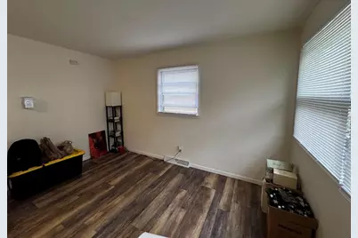1105 W Badger Road, Madison, WI 53713 - Photo 10