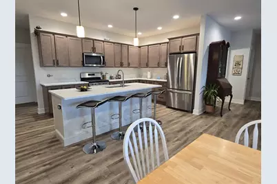211 NW 3rd Avenue #B, Monroe, WI 53566 - Photo 10