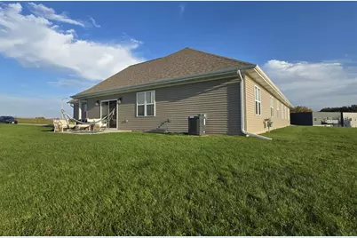 211 NW 3rd Avenue #B, Monroe, WI 53566 - Photo 52