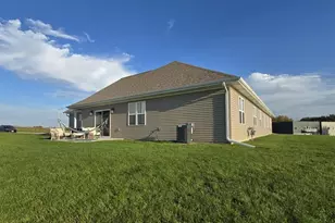 211 NW 3rd Ave, Monroe, WI 53566 - Photo 52