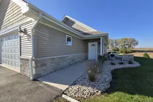 211 NW 3rd Ave, Monroe, WI 53566 - Photo 58