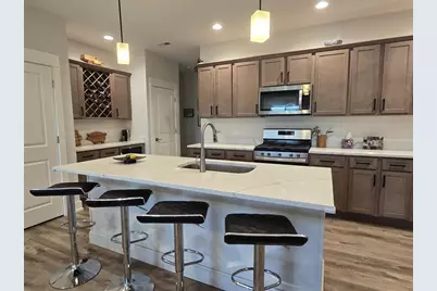 211 NW 3rd Avenue #B, Monroe, WI 53566 - Photo 12
