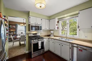 6206 Birch Hill Dr, Madison, WI 53711 - Photo 14