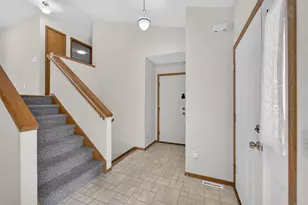 7880 Wood Reed Dr, Madison, WI 53719 - Photo 4