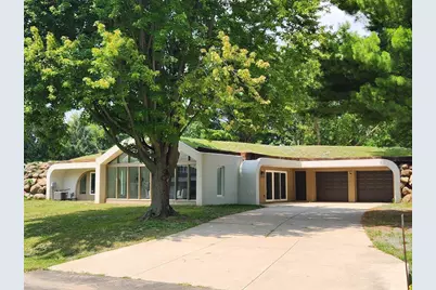 3486 Whytecliff Way, Sun Prairie, WI 53590 - Photo 1