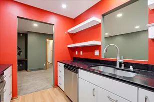 930 Acewood Blvd, Madison, WI 53714 - Photo 14